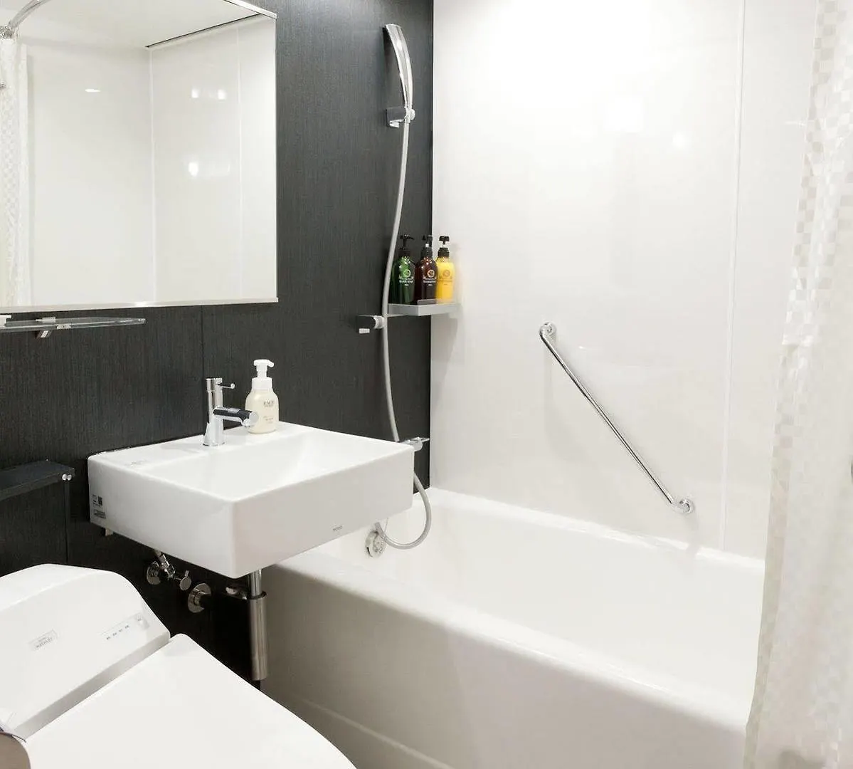 Hotel Tokyo Garden Palace 3*,
